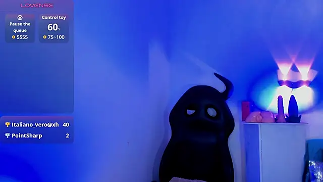 Emili_Roux Chat XXX in diretta