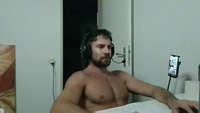alpha-hunk live XXX chat