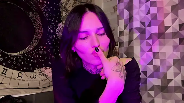 SweetFemBoyy's Live XXX Chat