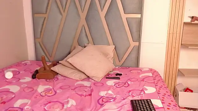 sirena_fuego Adlı Modelin Canlı XXX Sohbeti