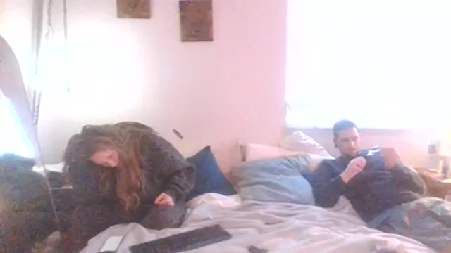 Redriddinghood8's Webcam Show