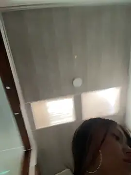 Thalia_ec_'s Live XXX Chat