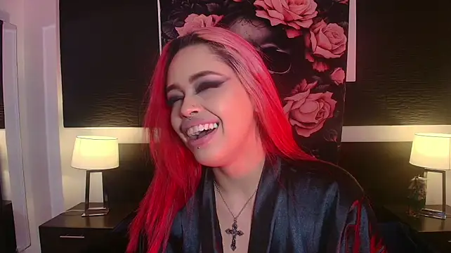 EvaaFoxxy1's Live XXX Chat