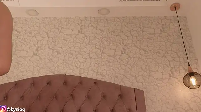 Nioki_n Live XXX chat