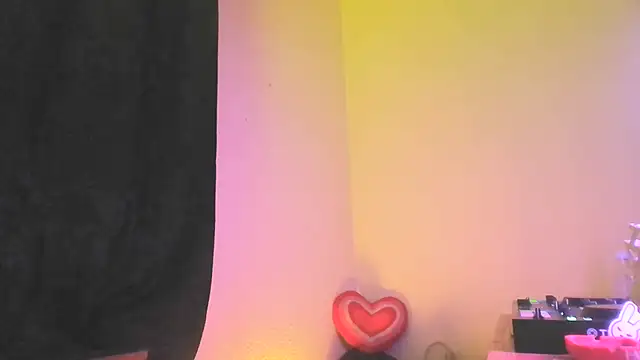 Chatroom XXX en direct de Guyst049