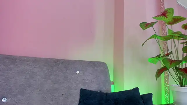alejita_machado's Live XXX Chat