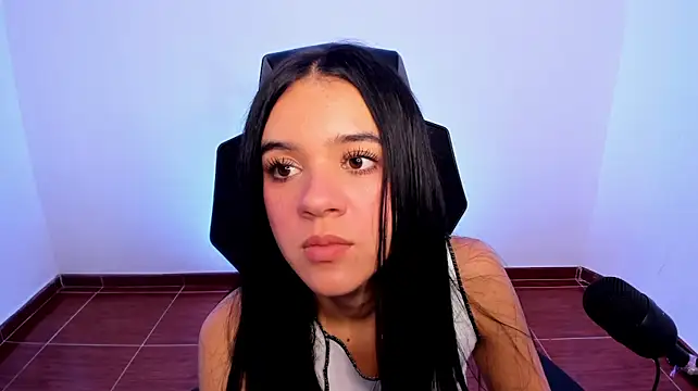 isabellawhitmore Chat XXX in diretta