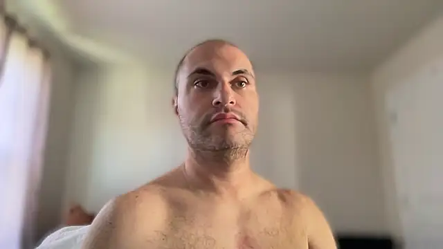 SluggishChase99 Live XXX Chat