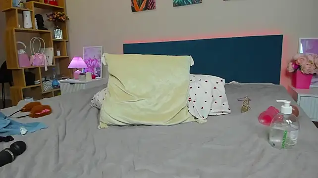 BritneyLix Live XXX-chat
