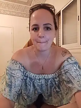 Chat XXX ao vivo de emiliemilf
