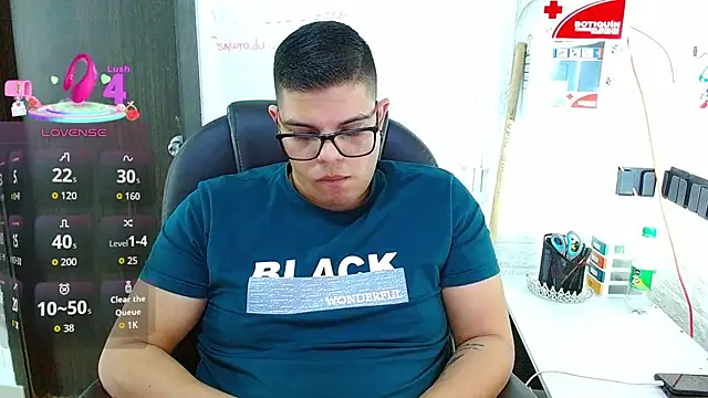 XXX chat uživo modela Realjoel01