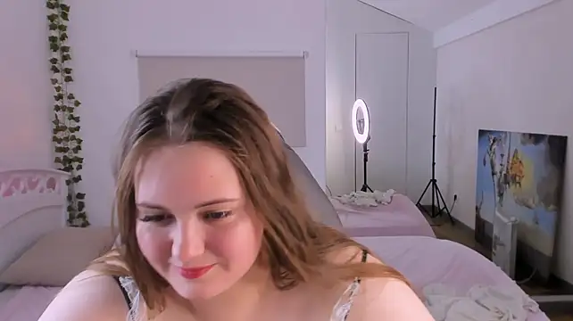 XXX chat uživo modela _Mila_Moore