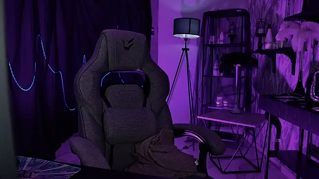 Živý XXX chat Golden_Dragon