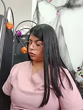 แชท XXX สดของ SOFIA-11_