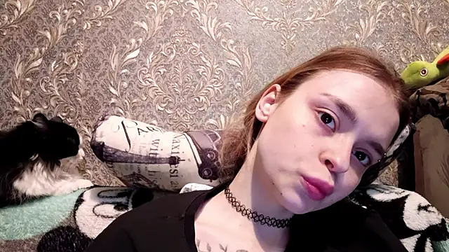 Chatroom XXX en direct de CaraDelevingnee