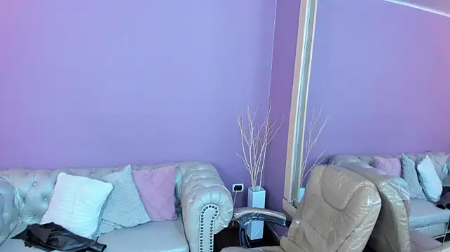 amber-hill Adlı Modelin Canlı XXX Sohbeti
