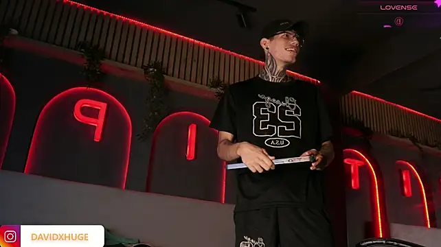 Živý XXX chat David__Huge