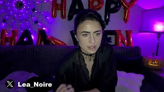 Czat XXX na żywo – Lea_Noire