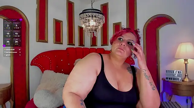 Chat +18 de SilvanaBombshell ao vivo
