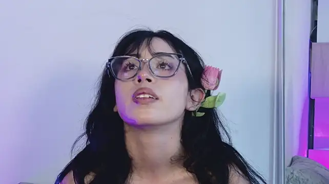 Chat +18 de Vi_anayaa ao vivo