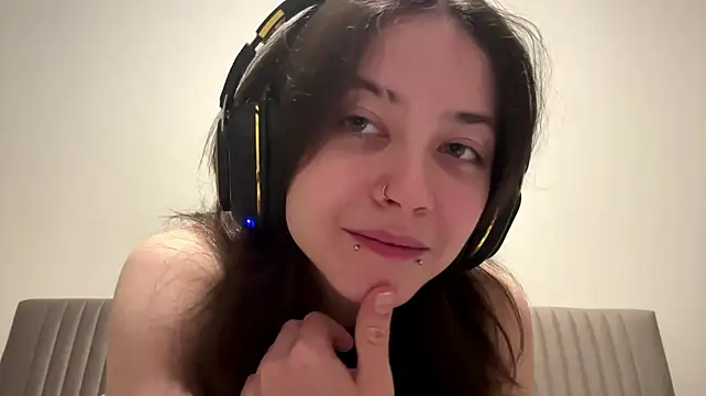 ArriSatty's Live XXX Chat