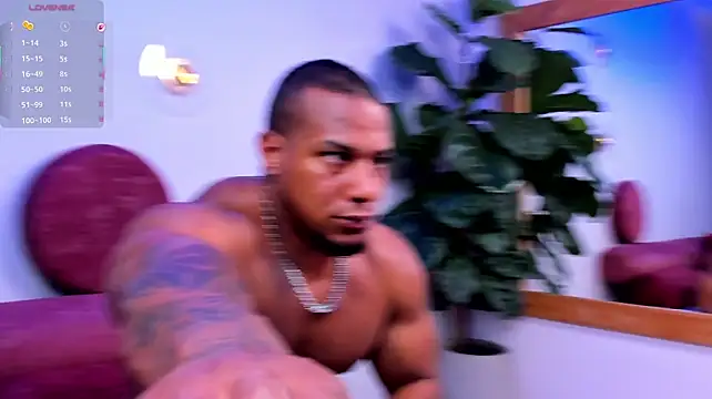 Travis_lenox_ 现场XXX聊天