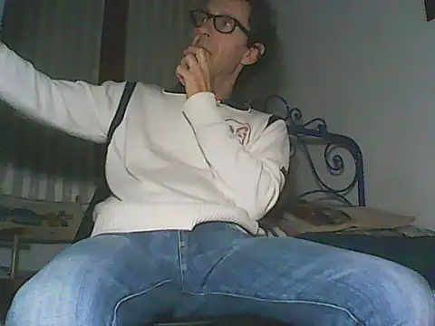 Chat +18 de Moro_ra ao vivo