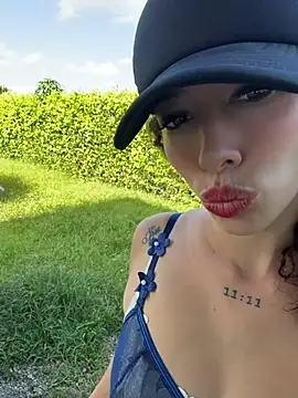 roxyrougee 라이브 XXX 채팅