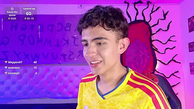 Eithan__wolf Live XXX Chat