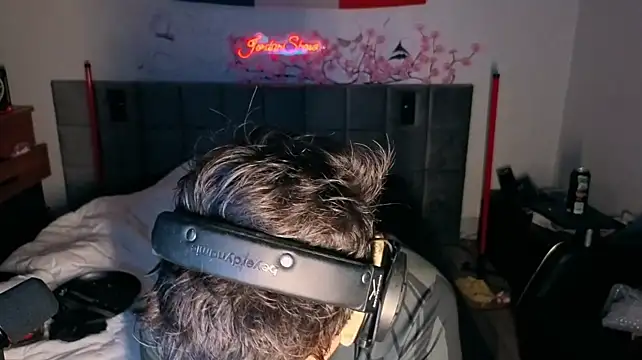 JordanShow's Live XXX Chat