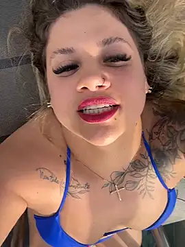 kahreal's Live XXX Chat