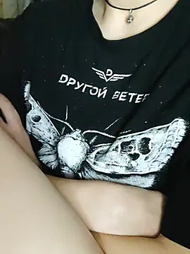 Chat +18 de Aashikalaa ao vivo