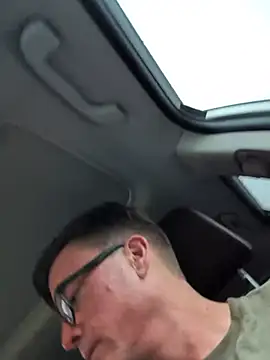 XXX chat uživo modela noahbahdy