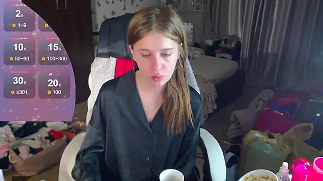 Kira_honeyy's Live Chat Room