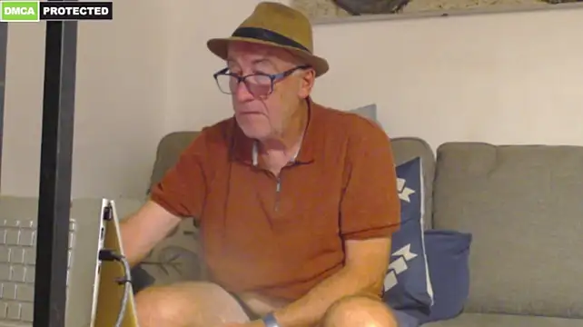 bluedae1 – Naživo XXX chat