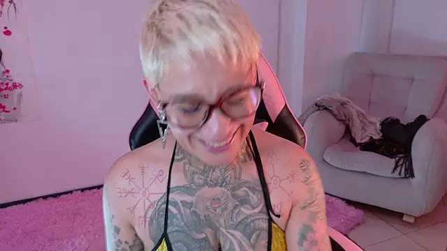 Živý XXX chat Everlyn_Sex