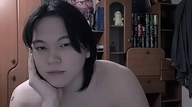 Guru_Master Live XXX-chat