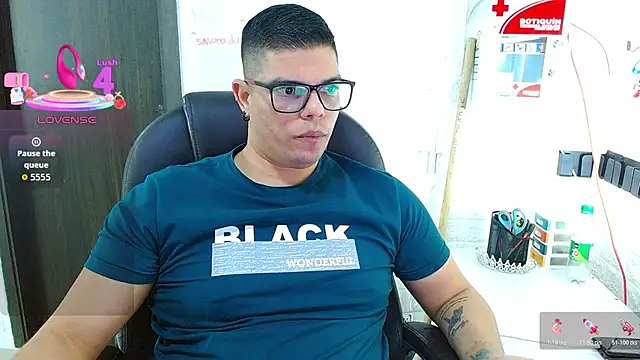 Realjoel01 现场XXX聊天
