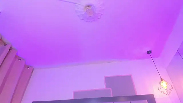 XXX chat uživo modela Maddie_Ray
