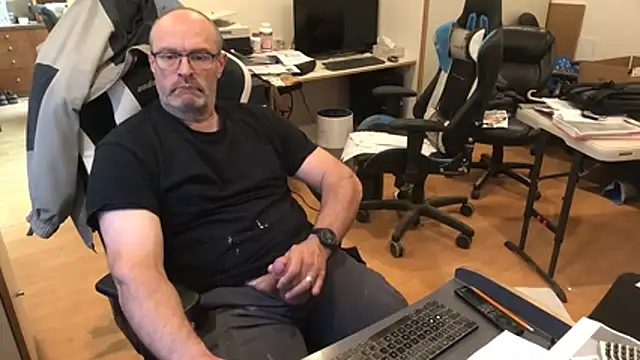 schief6218 live XXX chat