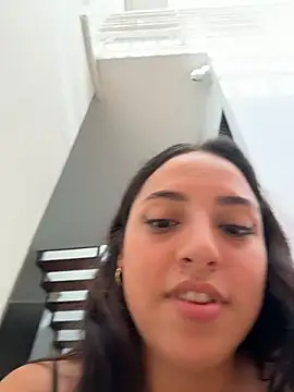 MeggyMae_ Chat XXX in diretta