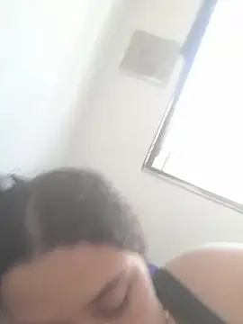 Liancy XXX чат на живо