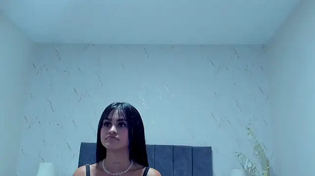 Emilly_Beaumont লাইভ XXX চ্যাট