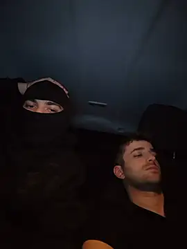 צ'אט XXX בשידור חי של Um72727