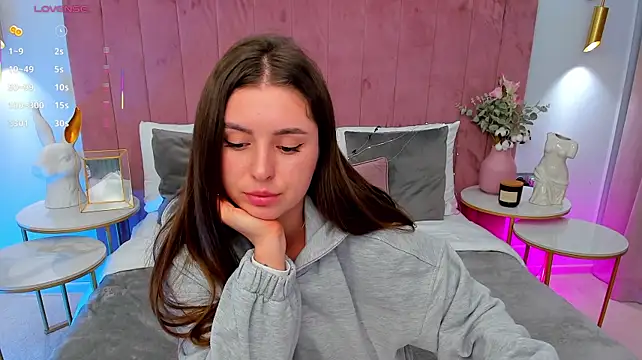XXX chat uživo modela ElzaJons