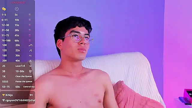 XXX chat uživo modela Alessandrocruz