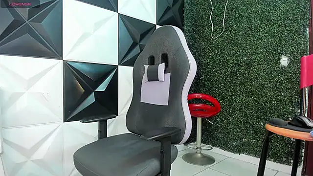 Онлайн чат XXX ManSant