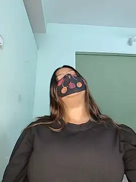 دردشة YOUR_GF_ الجنسية المباشرة