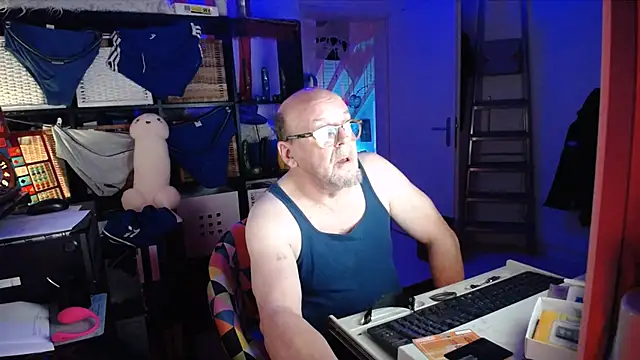 wankcellar Webcamshow