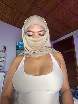 Sembang XXX Secara Langsung Yuli_arabic